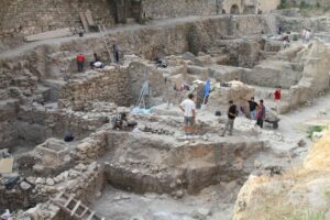 Sidon Excavation - Workingn